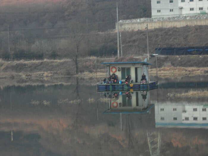 눈도오고비도오고날씨는 따뜻하니낚시하기 좋습니다 (유료터정보 - 유료터점주조황)