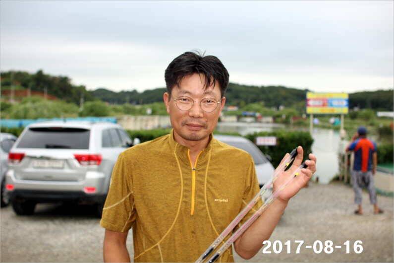 토종 4짜들 입질이 빈번합니다 (유료터정보 - 유료터점주조황)