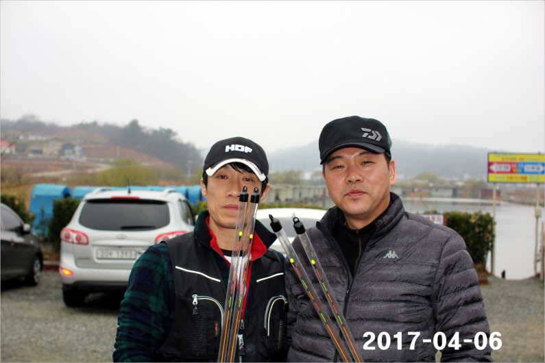 뒤집어진 저수지 (유료터정보 - 유료터점주조황)