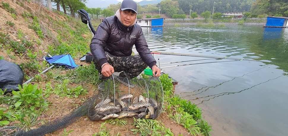 공주 고성낚시터 입니다 (유료터정보 - 유료터점주조황)