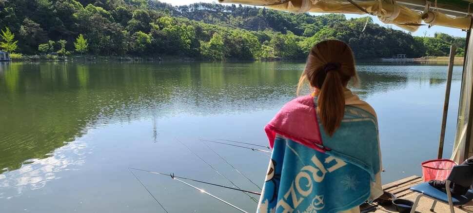 수곡지 양평 수곡낚시터 자연산 토종붕어 대량방류 주중 조황 안내 (유료터정보 - 유료터점주조황)