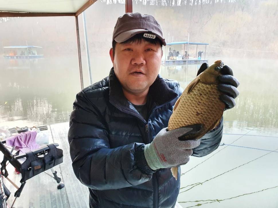 아산 신수지 3월 둘째주말 화보입니다 (유료터정보 - 유료터점주조황)