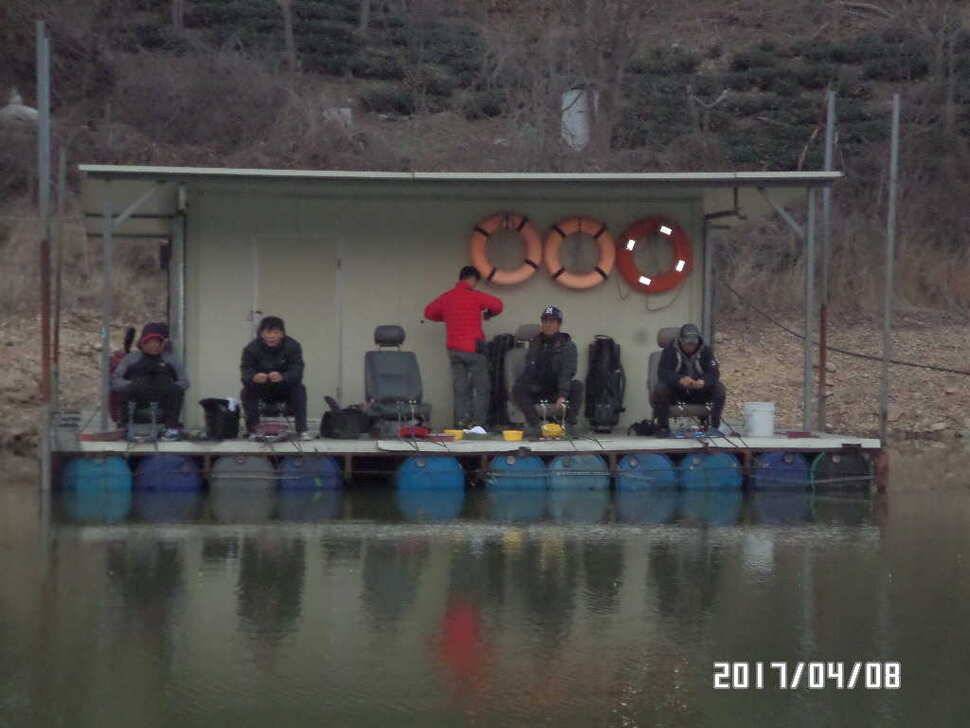 아산 신수지 4월 둘째주말 화보입니다 (유료터정보 - 유료터점주조황)