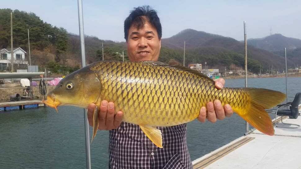 신원낚시터4월4일조황소식 (유료터정보 - 유료터점주조황)
