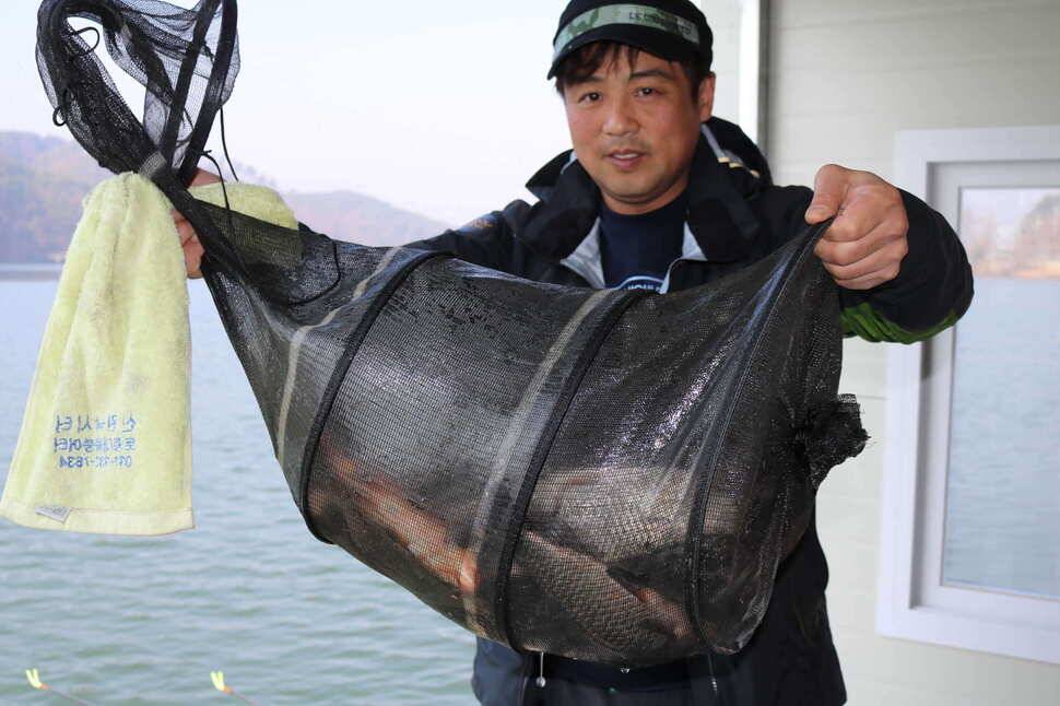 신원낚시터4월4일조황소식 (유료터정보 - 유료터점주조황)