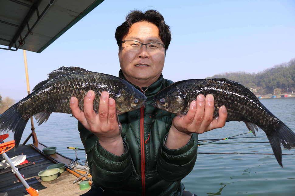 신원낚시터4월4일조황소식 (유료터정보 - 유료터점주조황)