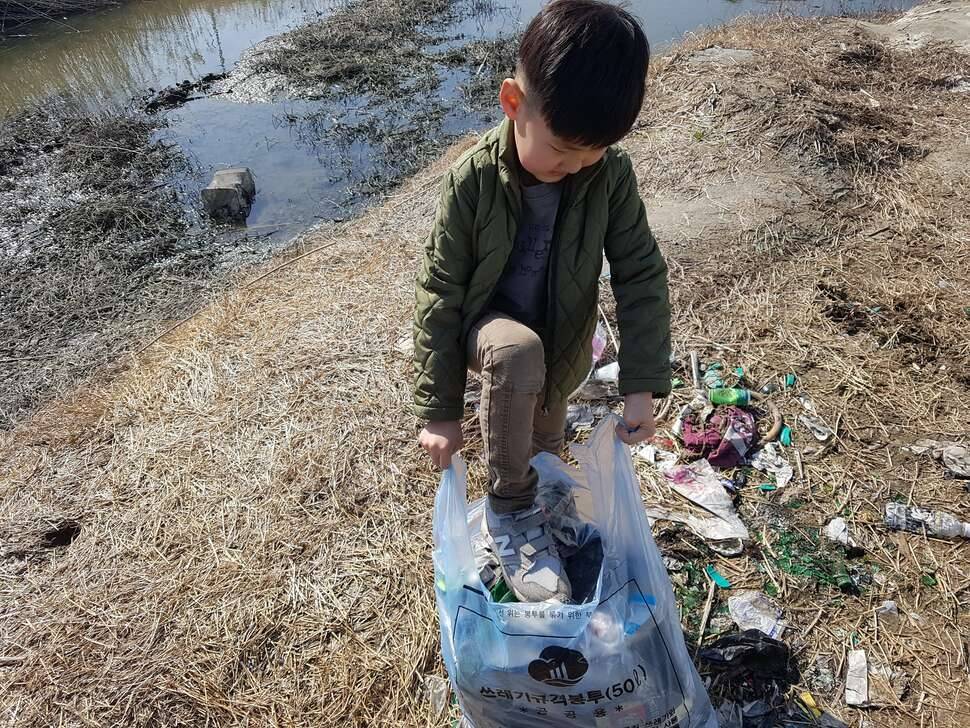 안녕하세요어류정 대장 붕어 입니다 2 (커뮤니티 - 자유게시판)