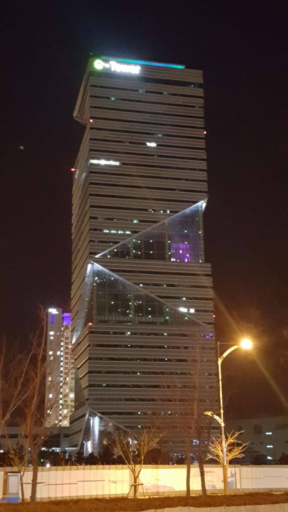 송도 야경사진 몇개 올립니다 (커뮤니티 - 자유게시판)