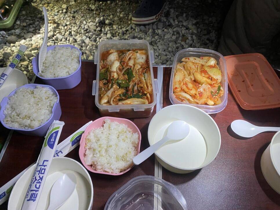 작은 소류지에서 만난 4짜붕어와 허릿급 붕어들 그리고 냉이라면 (조황조행기 - 화보조행기)