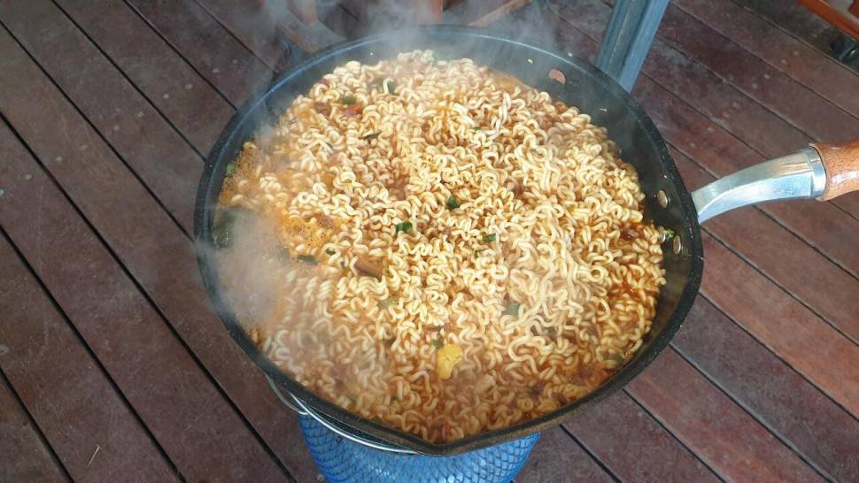 펜션먹방 (조황조행기 - 화보조행기)