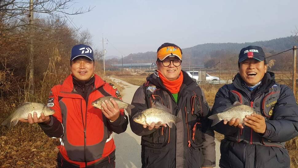 세발이의 힐링다이어리 (조황조행기 - 화보조행기)