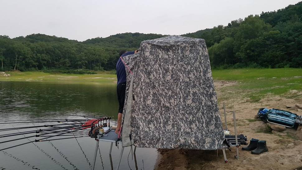 밑에 받침틀에 이어서 자작좌대 (사용기강좌 - 나의낚시장비)