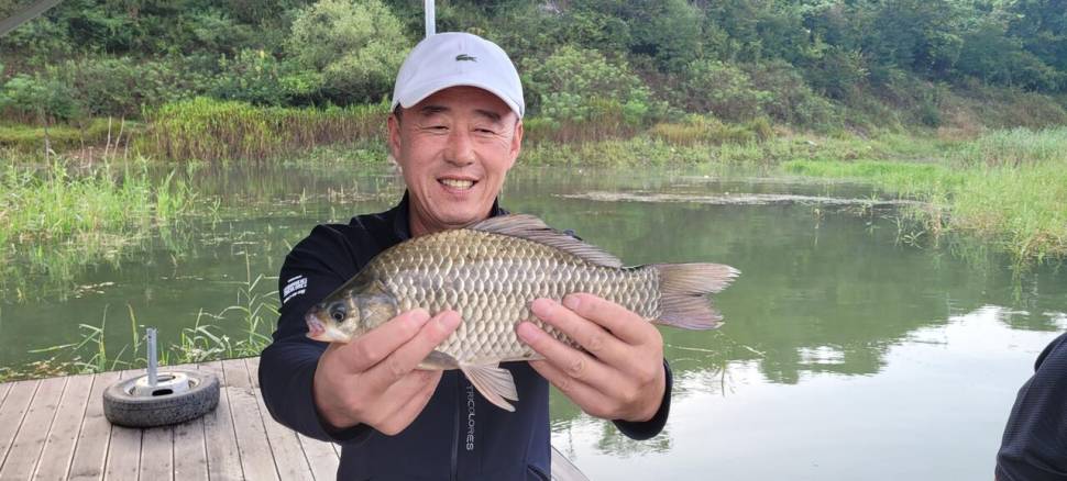 청풍 실리곡낚시터 허리급 조황입니다 (조황조행기 - 충주호조황속보)