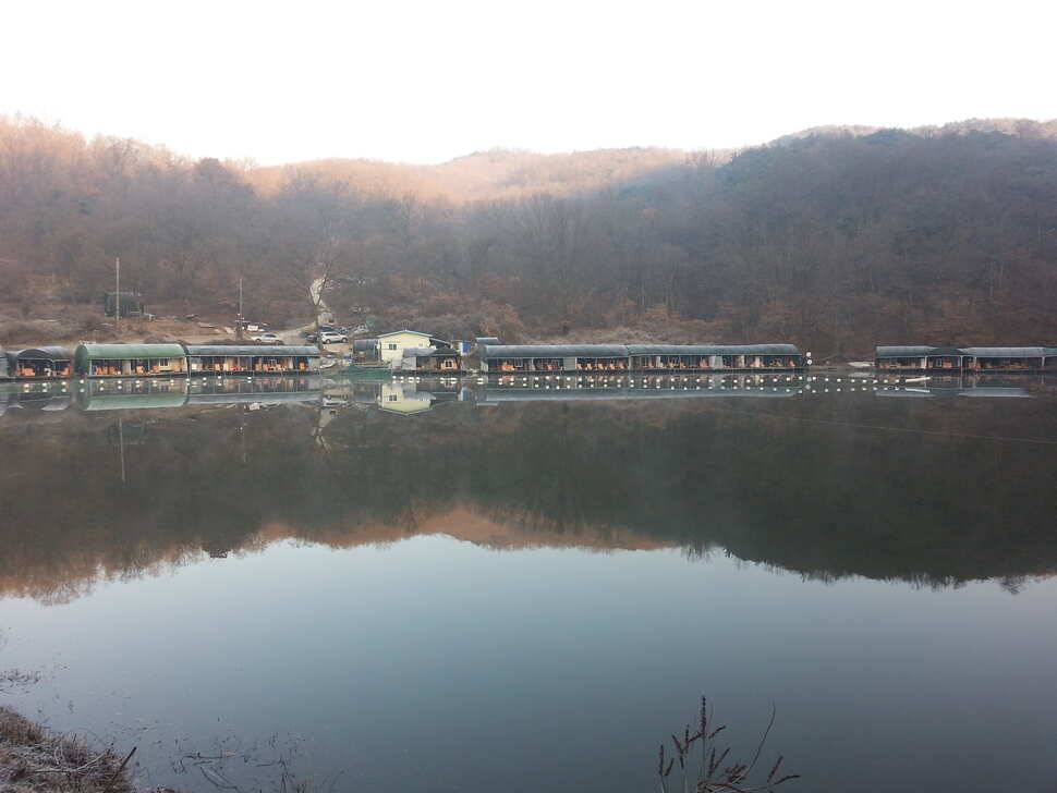 겨울철 구봉지에서 (유료터정보 - 유료터조행기)