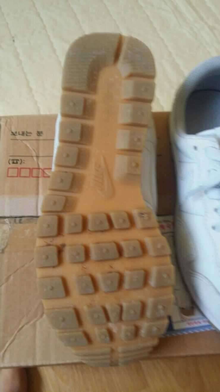 뉴 발란스 외 낚시의자 (중고장터 - 비낚시용품)