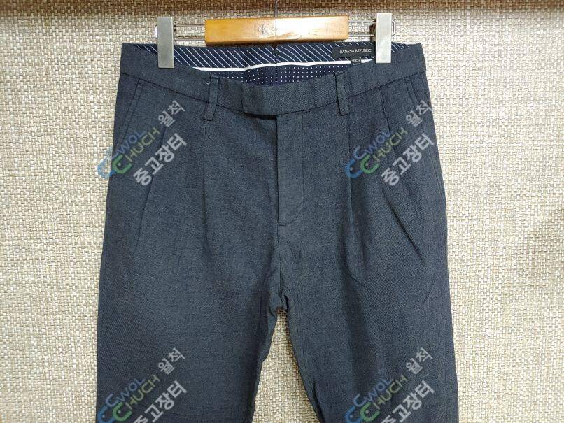 31인치 바나나리퍼블릭 슬랙스 버튼 티셔츠 (중고장터 - 비낚시용품)
