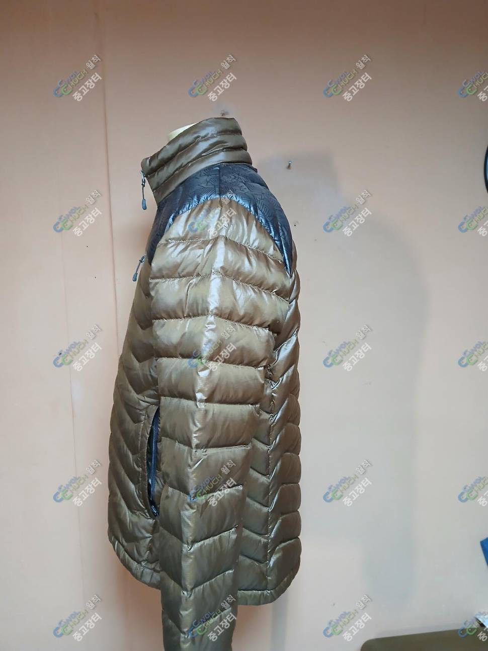 밀레 경량 구스95호캠핑 식수통22l (중고장터 - 비낚시용품)