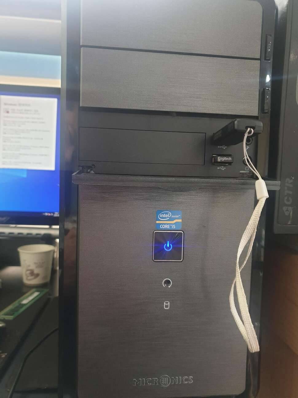 i53570 본체 분양 합니다 (중고장터 - 비낚시용품)