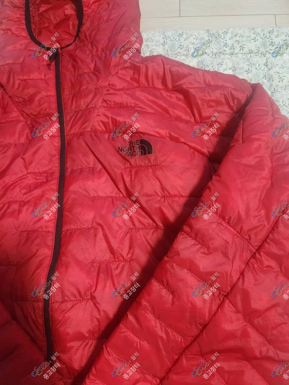 노스페이스 경량패딩 새상품 판매해요가격다운 (중고장터 - 비낚시용품)