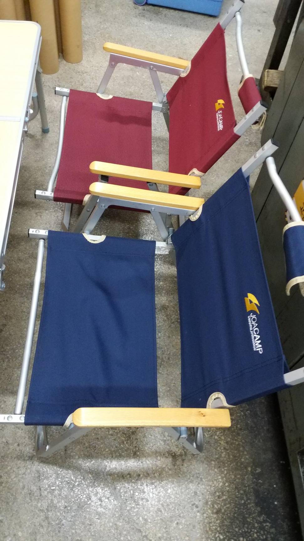 아이스박스51L5만원 테이블 2만원 의자1개만원 (중고장터 - 비낚시용품)