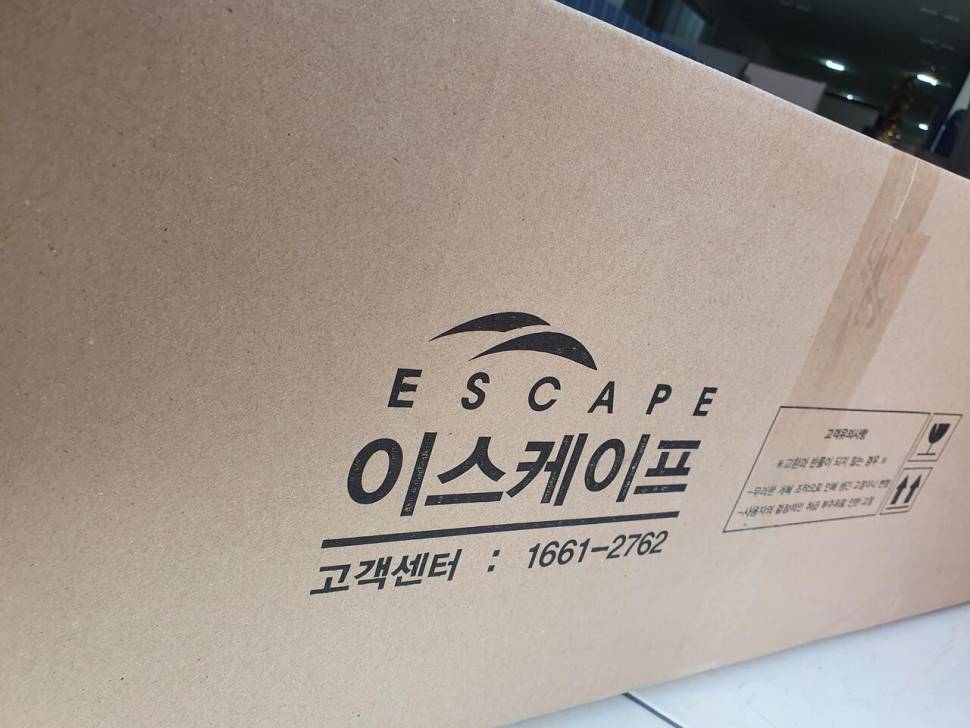 이스케이프 프리미엄 블랙 받침틀 unboxing (사용기강좌 - 사용기)